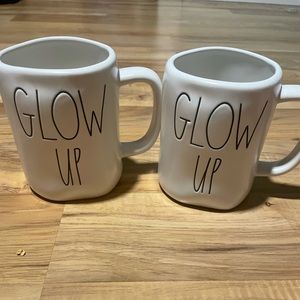 Rae Dunn “Glow Up” Mug Duo ✨